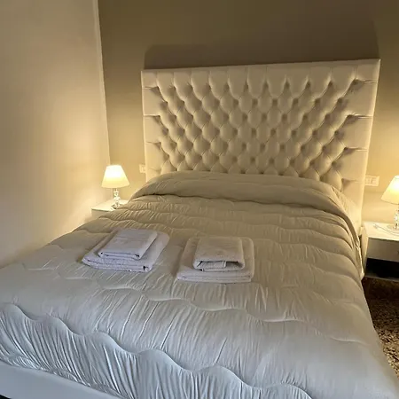 Luxury Room Anelli Center Of Roma-3